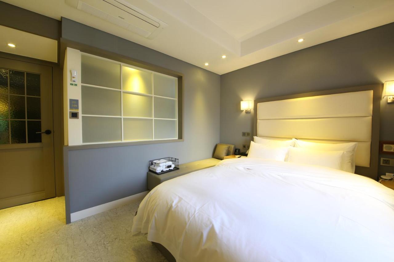 Brooks Hotel Tongyeong Exterior photo