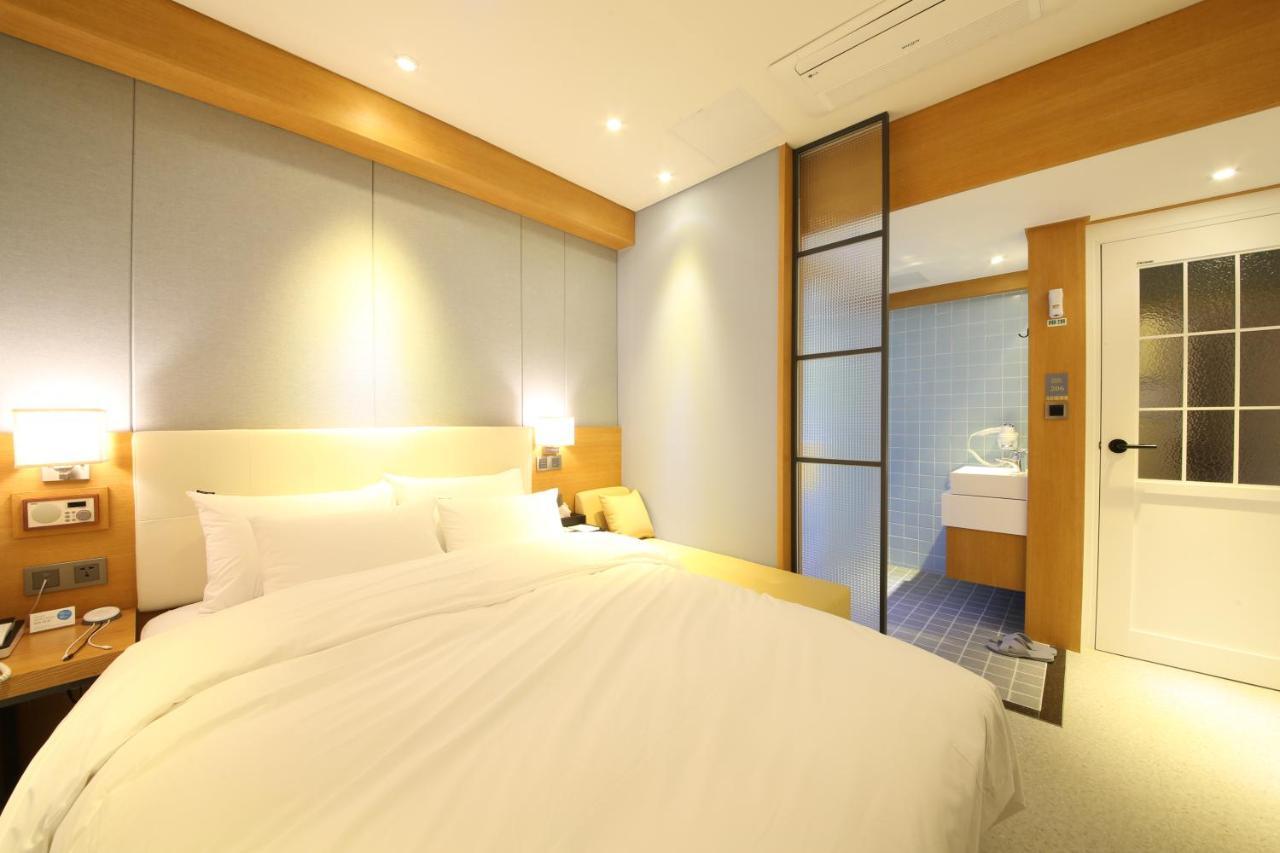 Brooks Hotel Tongyeong Exterior photo
