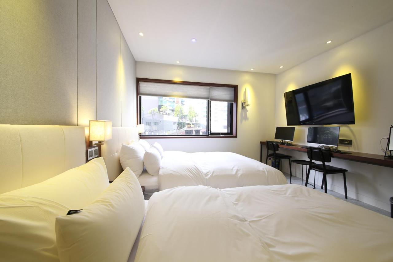 Brooks Hotel Tongyeong Exterior photo