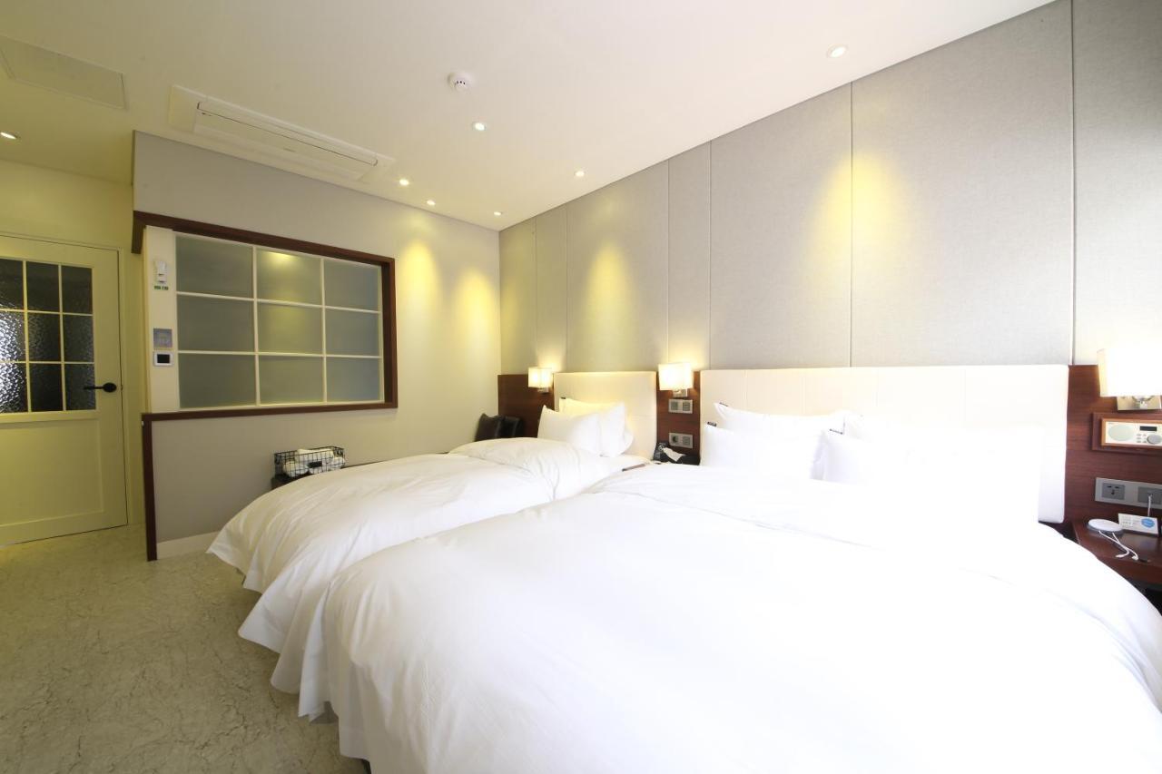Brooks Hotel Tongyeong Exterior photo