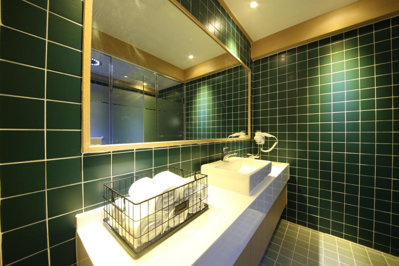 Brooks Hotel Tongyeong Exterior photo